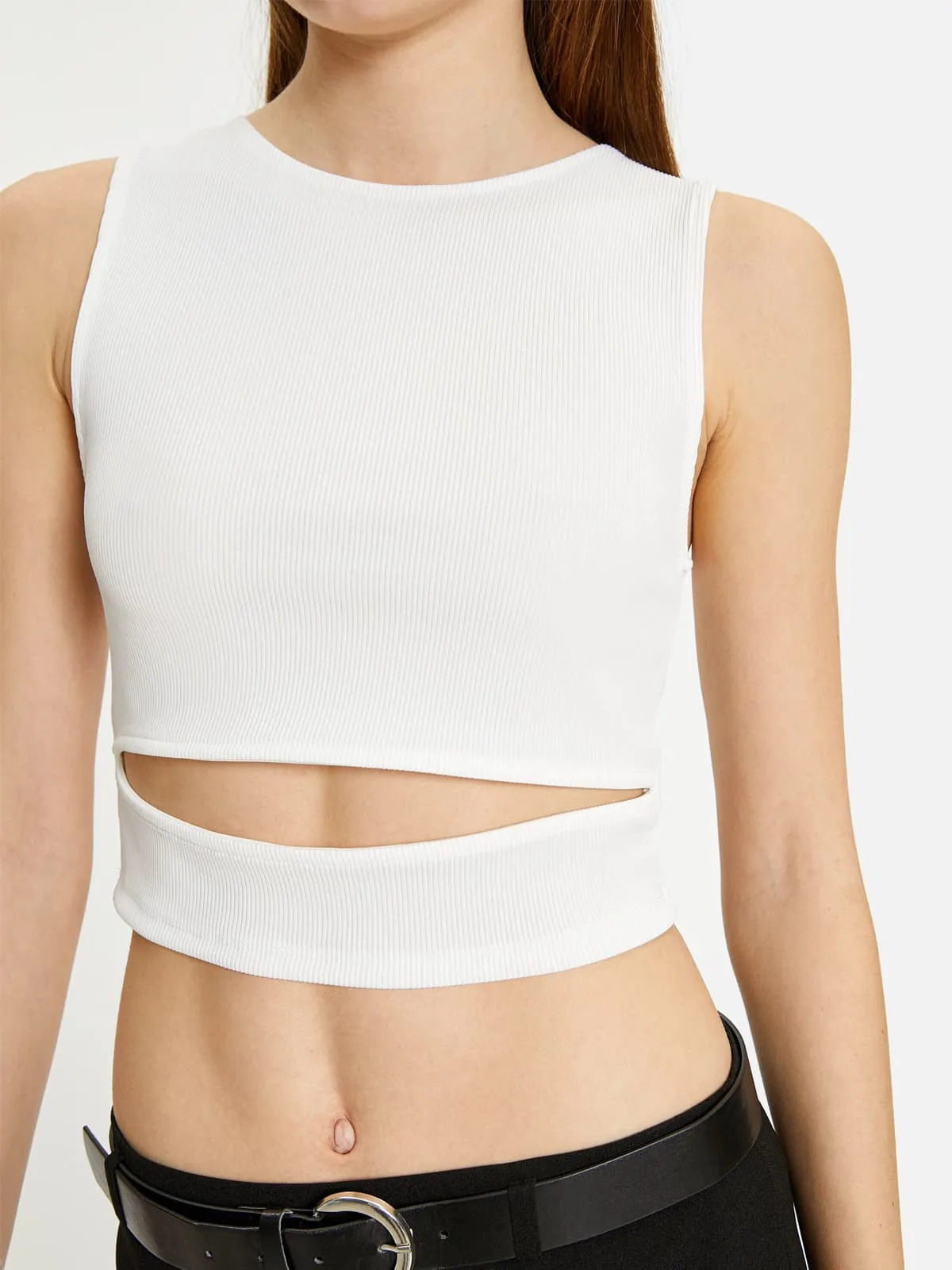 Short-Fit Sporty Round Neck T-shirt - White - Imagem 2
